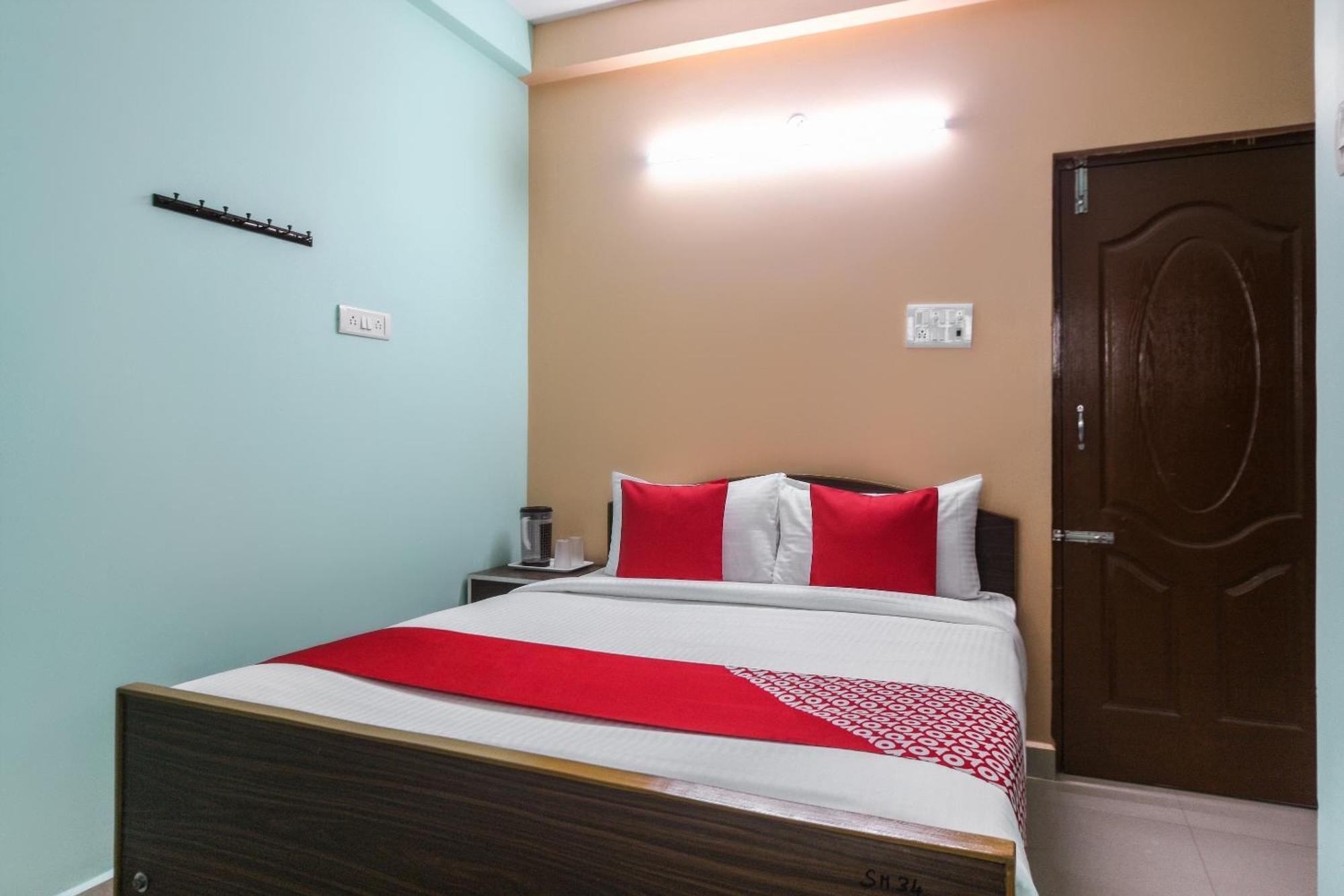 Oyo Modern Guest House Chennai Exterior foto