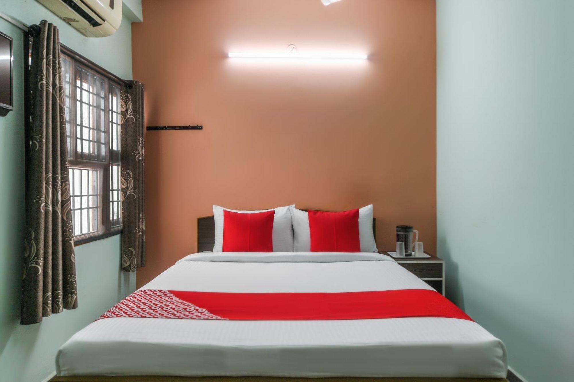 Oyo Modern Guest House Chennai Exterior foto