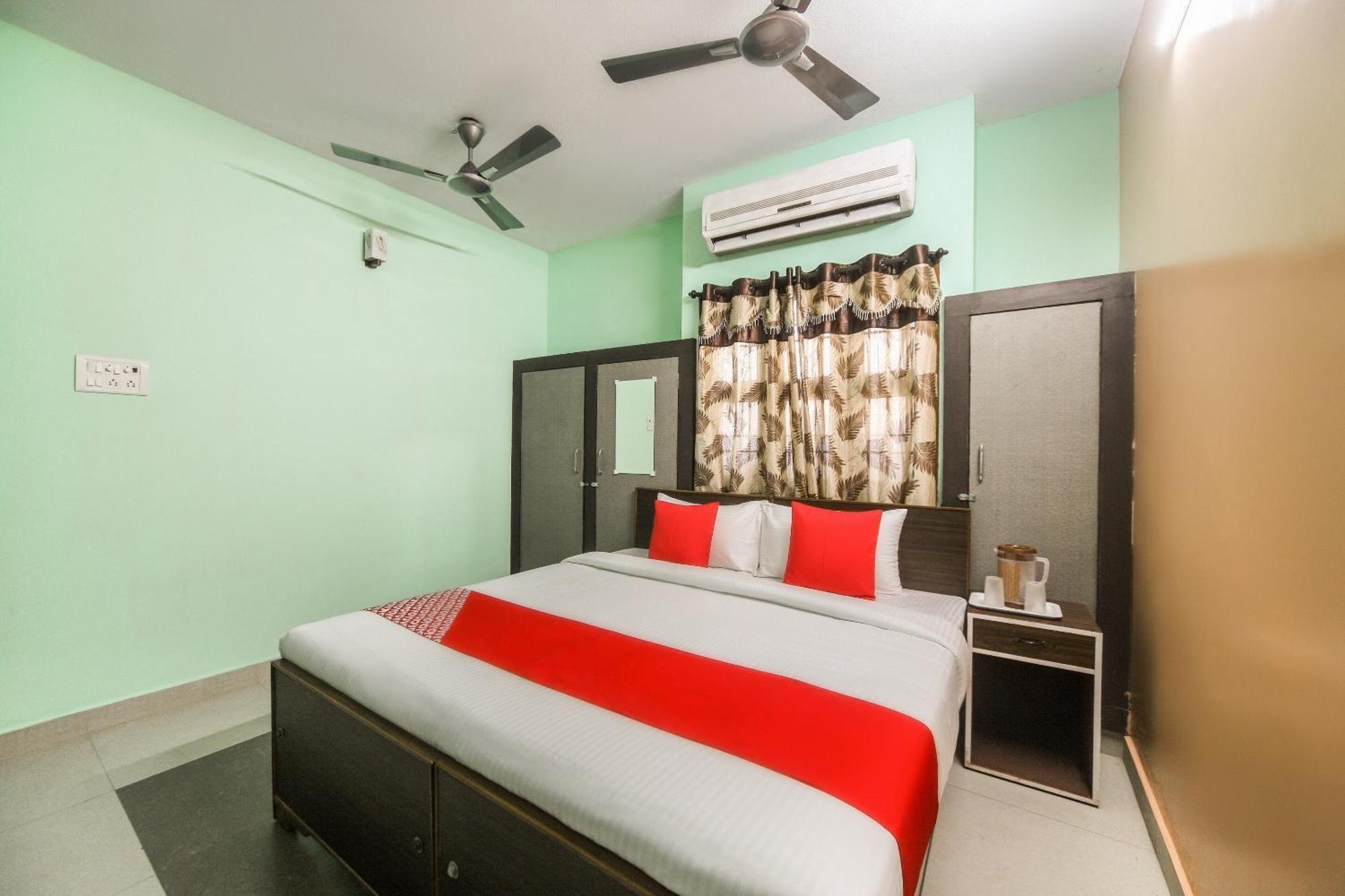 Oyo Modern Guest House Chennai Exterior foto
