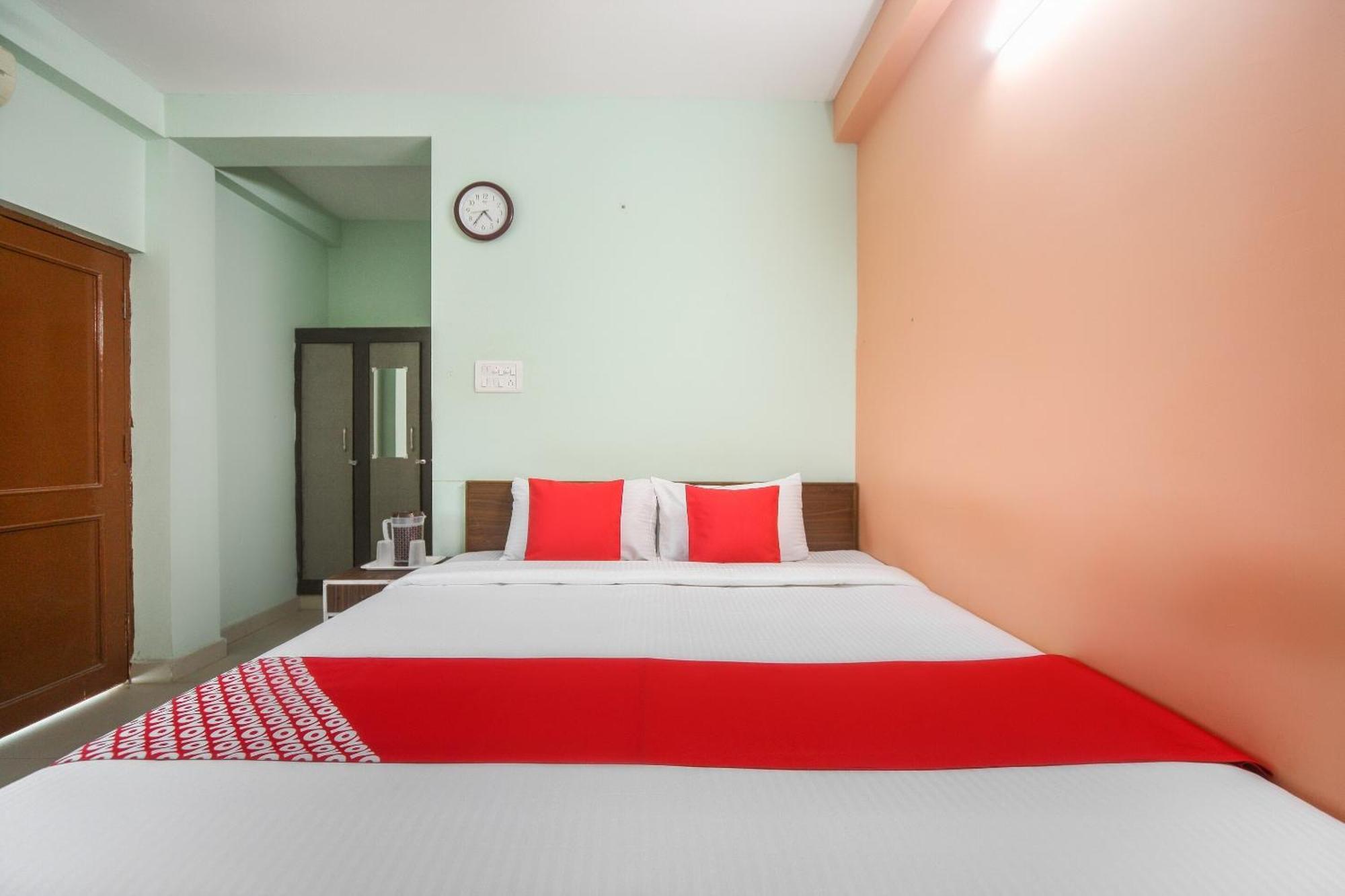 Oyo Modern Guest House Chennai Exterior foto