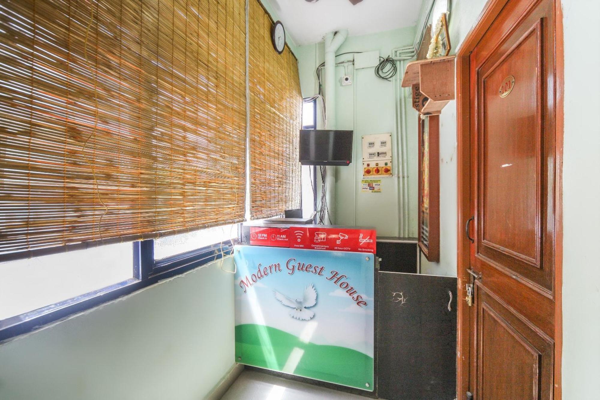Oyo Modern Guest House Chennai Exterior foto